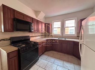37 Aldine St #2B, Newark, NJ 07112