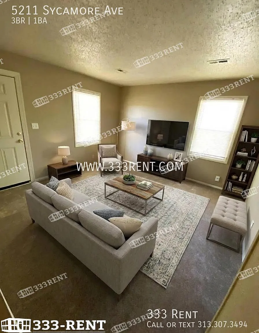 Cute and Quaint 3 Bedroom 1 Bathroom Ranch! — Photo 3