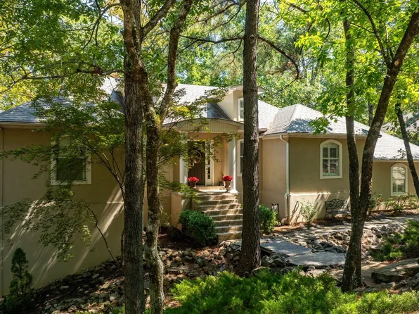 13704 Saddle Hill Dr, Little Rock, AR 72212