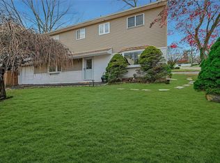 3 Harley Ave, East Northport, NY 11731