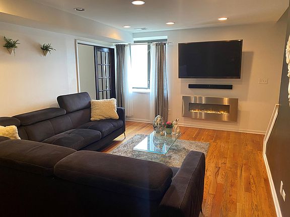 2nd image of 3500 S Archer Ave Unit 5