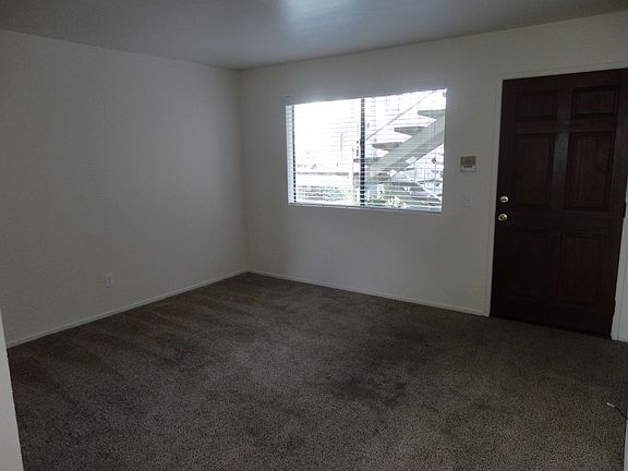 3rd image of 4219 35th St APT 1