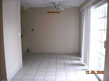 4th image of 472 Tanfield Ln