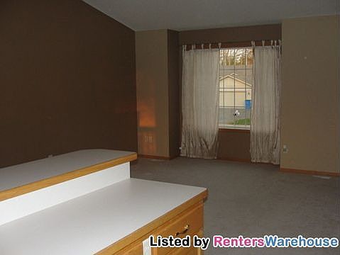5th image of 775 S Lewis Ave