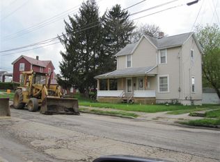 16 21st St SW, Barberton, OH 44203