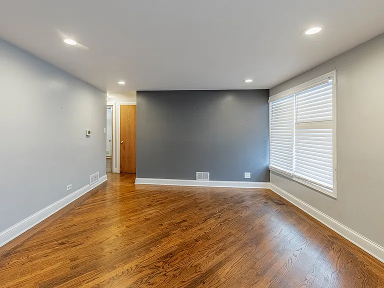 8912 S Ryan Rd #HOUSE — Photo 3