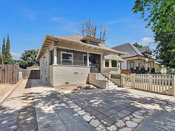 3rd image of 721 W Flora St