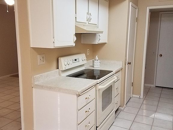 4th image of 17802 N 135th Ave