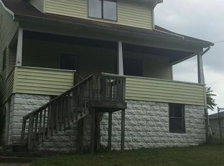 5221 W Pea Ridge Rd, Huntington, WV 25705