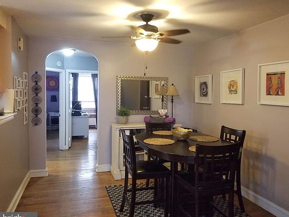 4th image of 1841 Oakmont St