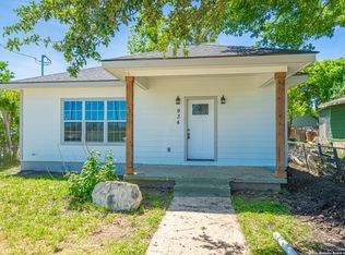 934 Sherman, San Antonio, TX 78202