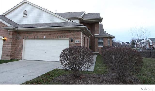 2nd image of 1100 Maya Ct #1