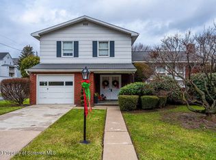 105 Jermyn St, Dickson City, PA 18519