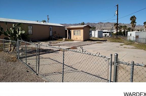3rd image of 2027 Gregg Ln