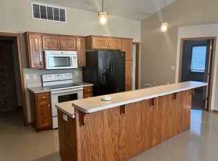 1535 SW Washburn Ave #1, Topeka, KS 66604