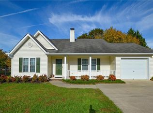 5404 Creek Point Ct, Greensboro, NC 27407