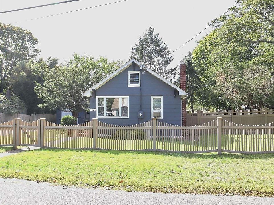 1st image of 112 Huguenot Drive