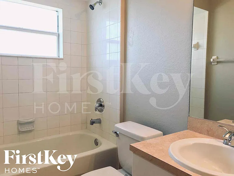 3807 25th St SW — Photo 20