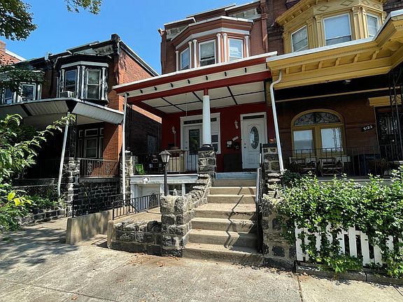 2nd image of 5125 Spruce St #A