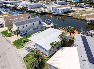 17690 Eglantine Ln, Fort Myers Beach, FL 33931