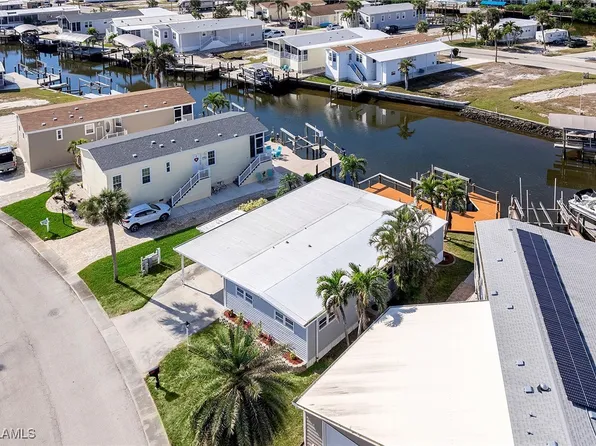 17690 Eglantine Ln, Fort Myers Beach, FL 33931