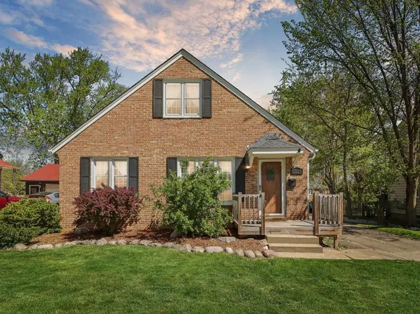 7920 Eagle STREET, Wauwatosa, WI 53213