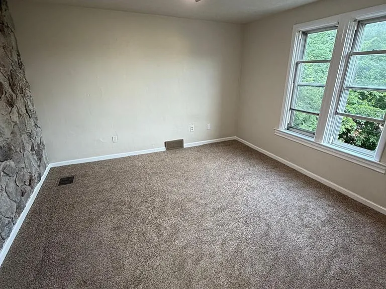 18 Morningside Ave — Photo 10