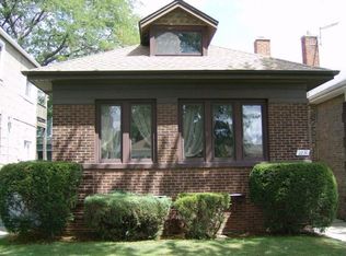 2236 W Carmen Ave, Chicago, IL 60625