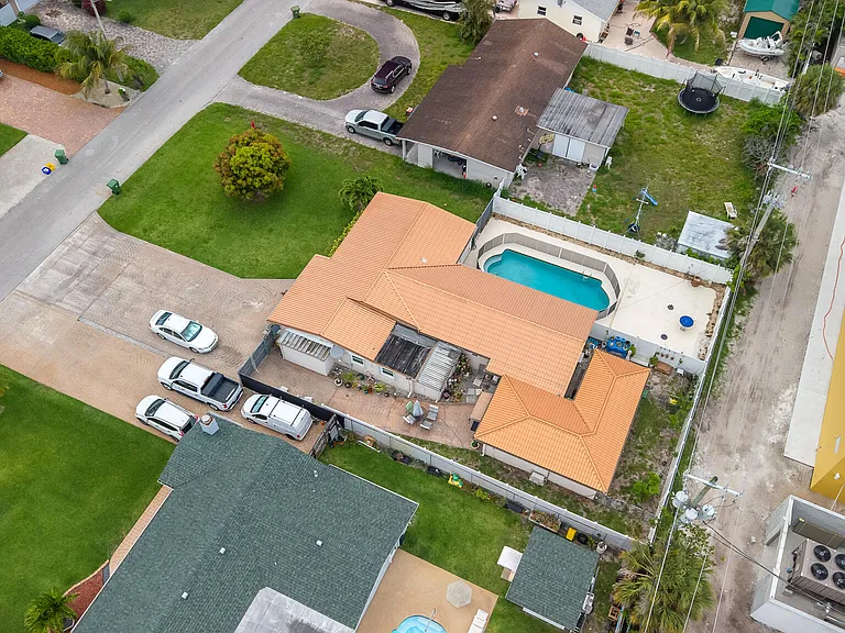3201 Alice Dr — Photo 61