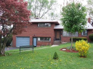 631 Lacey Dr, Endwell, NY 13760