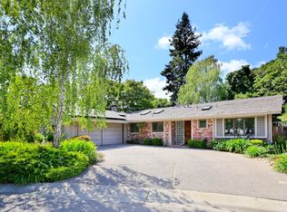 658 Rosewood Ct, Los Altos, CA 94024