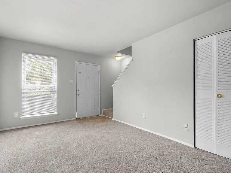 Forest Ridge — Photo 24