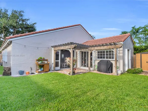 11727 SW 93rd Ter, Miami, FL 33186