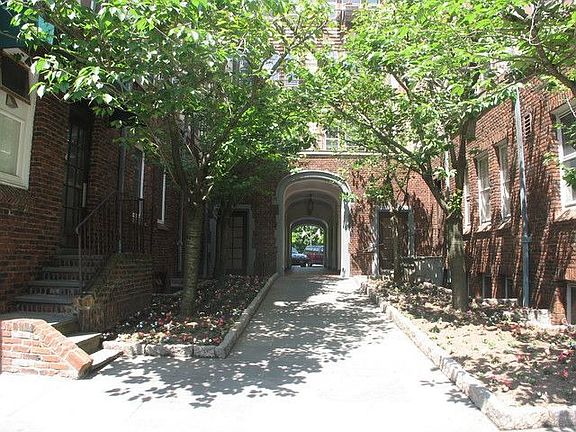 2nd image of 26 E Parkway APT 15