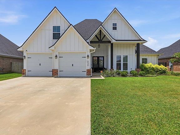 2nd image of 6535 Bastrop Cir