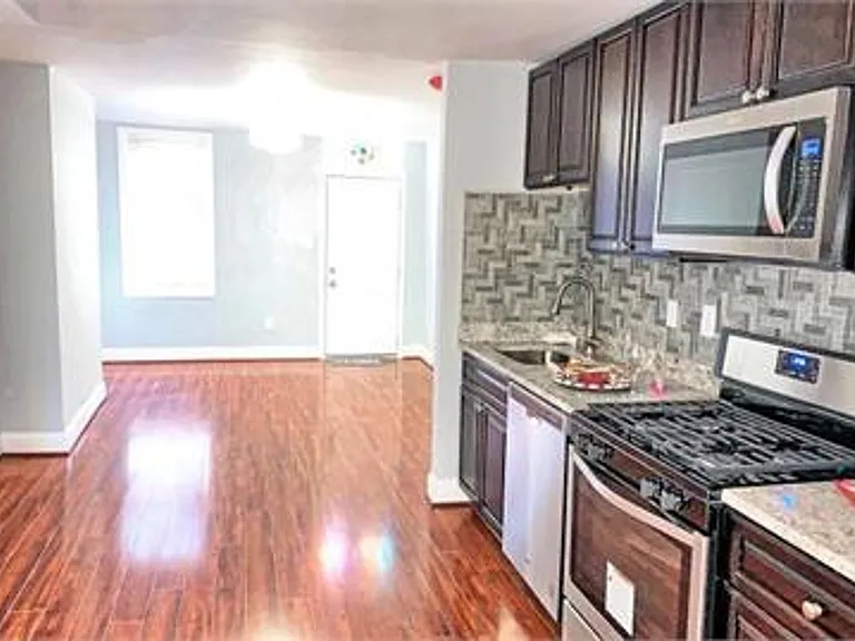 16 S Washington St #E-900 — Photo 27