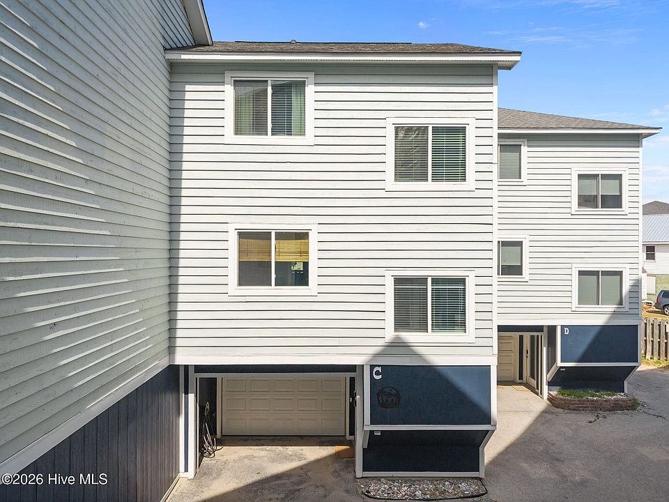 1st image of 1412 Canal Drive Apt C