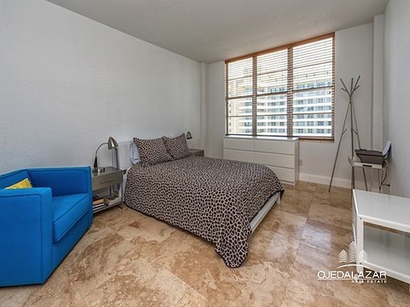 5th image of 5600 Collins Ave #289