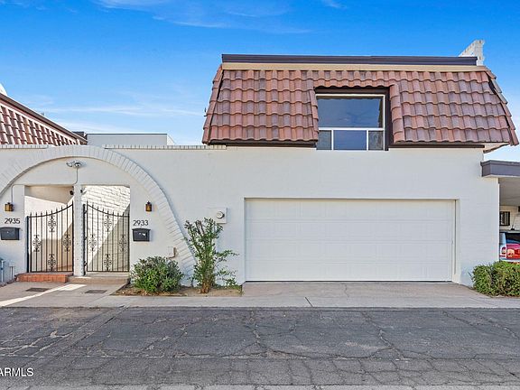 2nd image of 2933 N CASA TOMAS Court