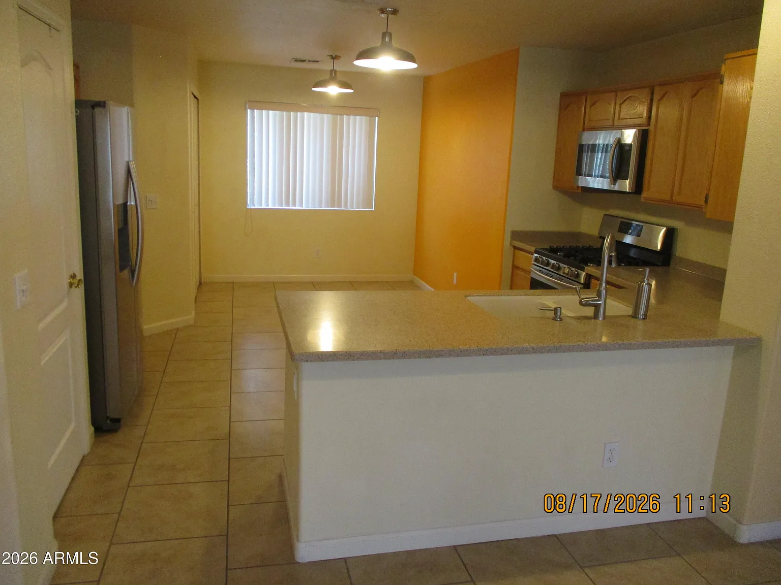 3 bed, 2.0 bath, 1470 sqft, $1,700 — Photo 4