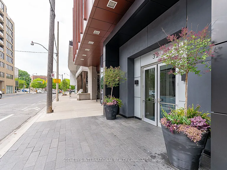 32 Davenport Rd #315 — Photo 28