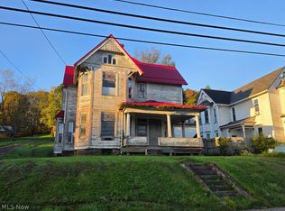 208 E College St, Scio, OH 43988