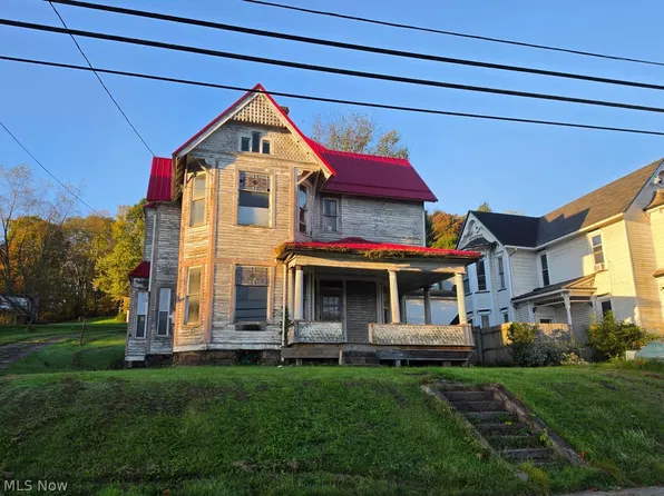 208 E College St, Scio, OH 43988