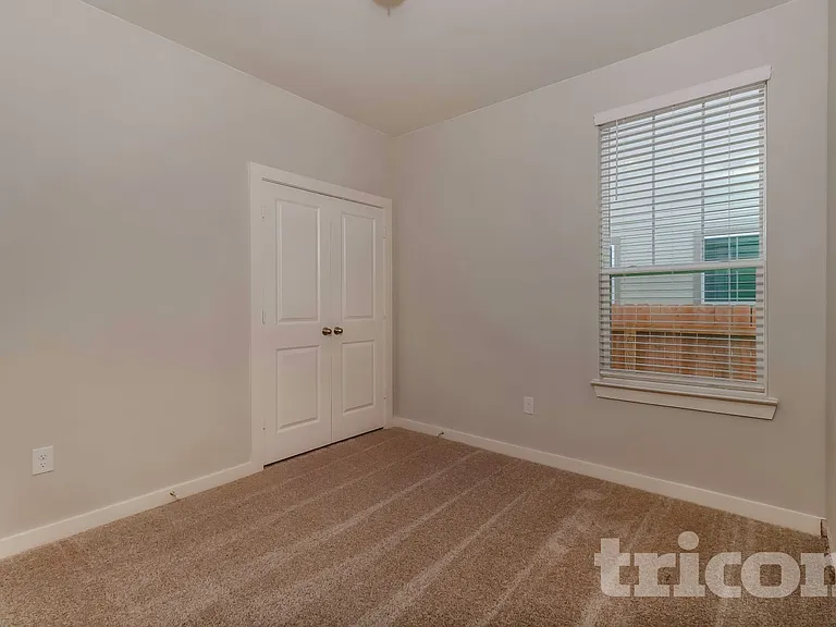 1528 Palo Verde Way — Photo 12
