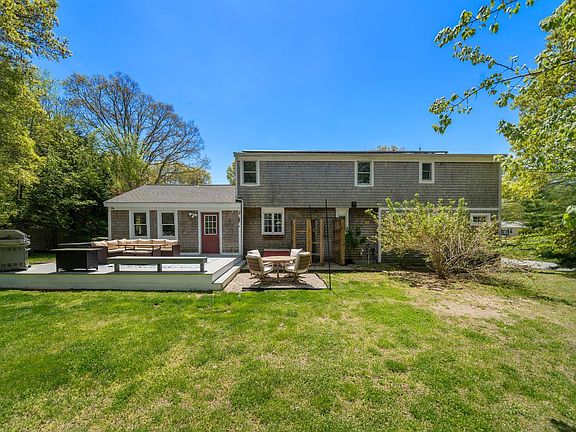 2nd image of 302 Ames Way