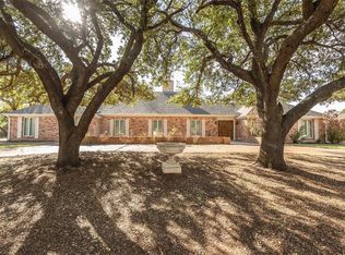 603 W Omega St, Henrietta, TX 76365
