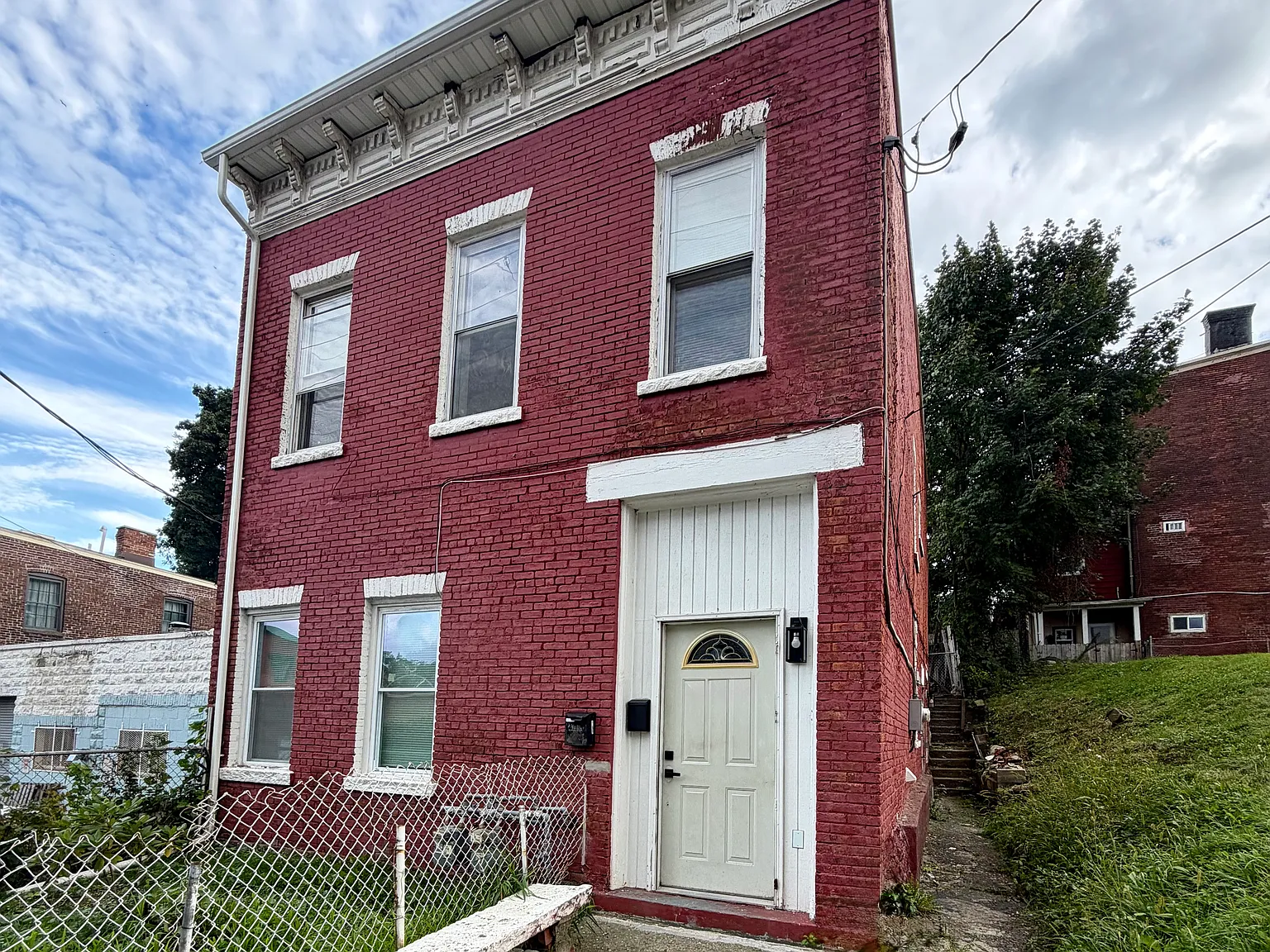 81 Renwick St — Photo 1