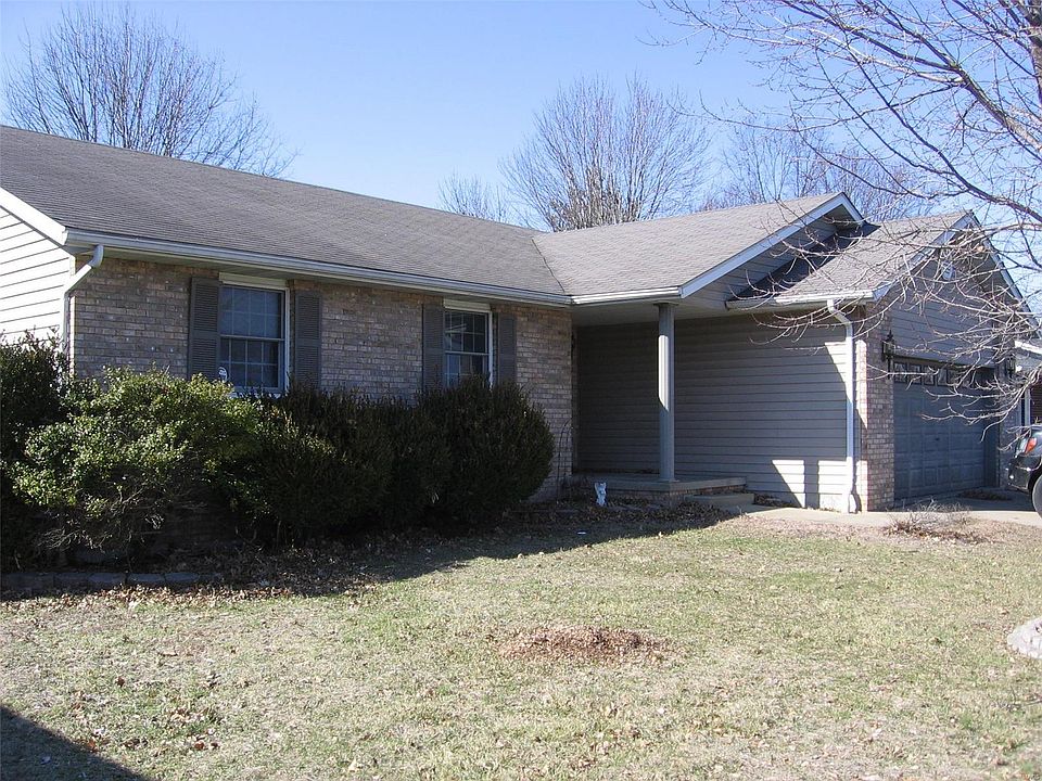 1st image of 20 Sunbeam Dr