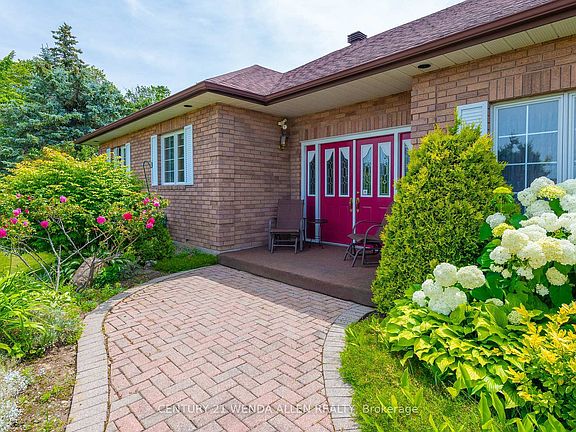 2nd image of 30 Skye Valley Dr