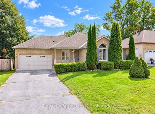 37 Ashton St, Orillia, ON L3V7V5